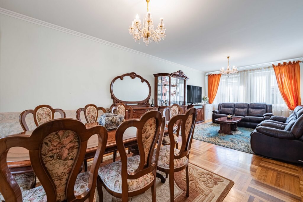 Namas – Klaipėda, Trekas, Biržų g.
